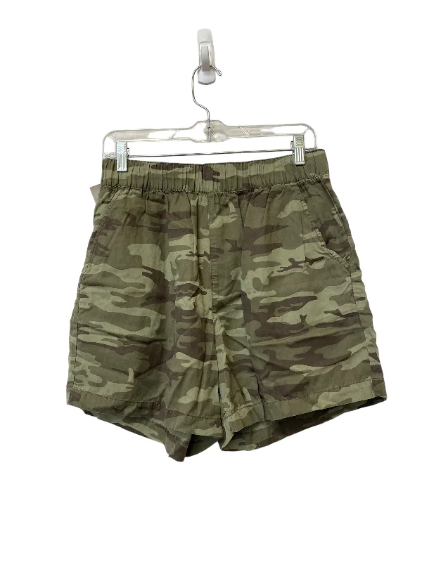 men's versatile shirts -Camouflage Print Shorts Social Standard By Sanctuary, Size L