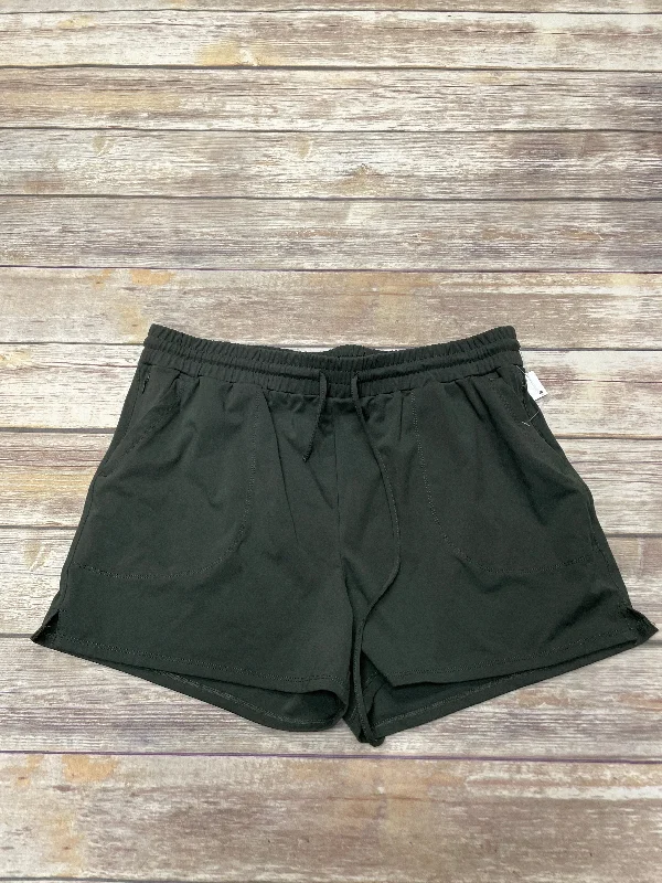 men's classic shirts -Green Shorts Cynthia Rowley, Size Xl