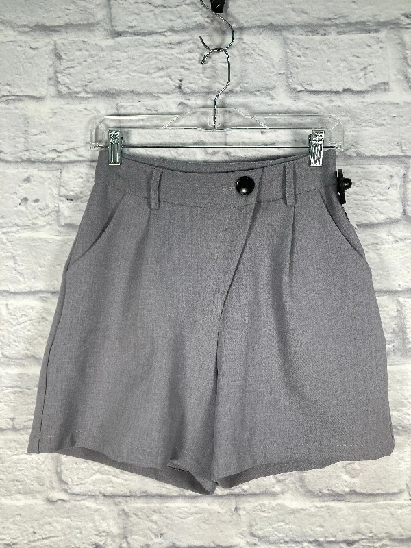 men's custom-fit shirts -Grey Shorts 4th & Reckless, Size 4