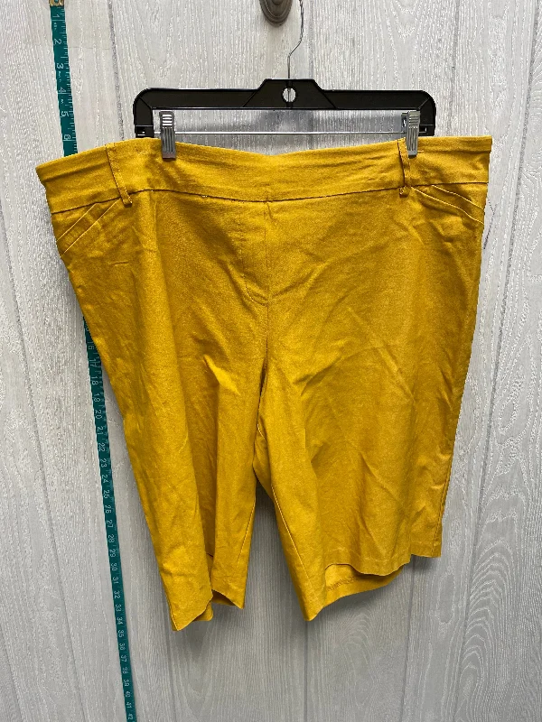 men's basic button-up shirts -Yellow Shorts Ashley Stewart, Size 26