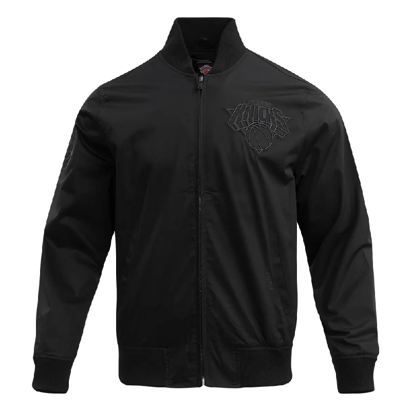 men's rain-resistant jackets -NBA NEW YORK KNICKS NEUTRAL TWILL JACKET (BLACK)