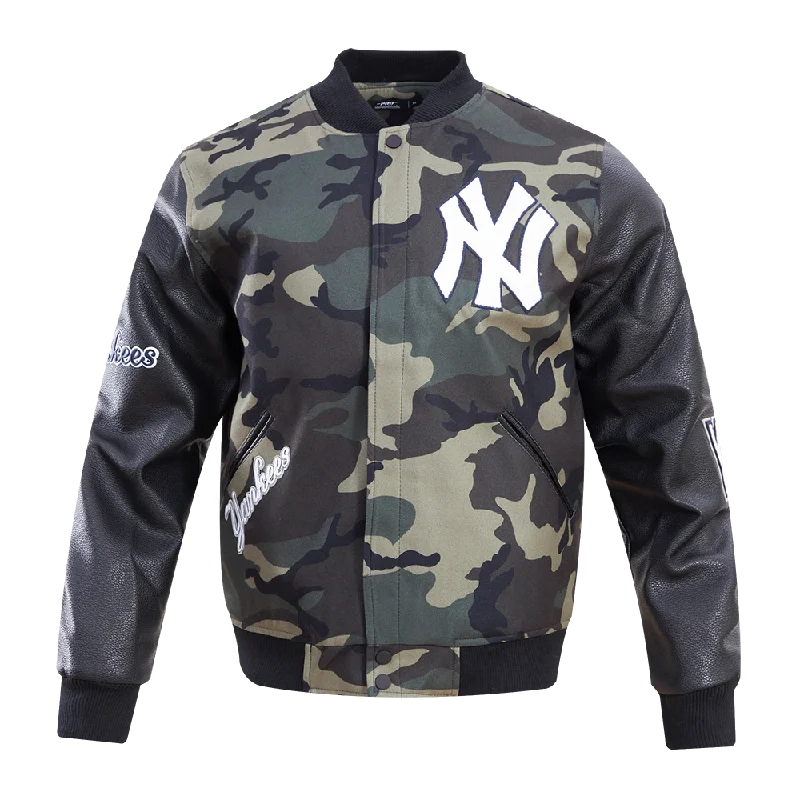 men's puffer jackets -MLB NEW YORK YANKEES CAMO LOGO VARSITY JACKET (BLACK/CAMO)